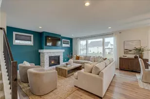1439 Lee Cir, Hudson, WI 54016 - Photo 5