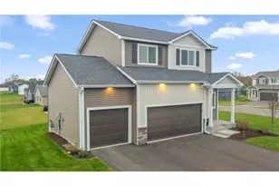 1335 Orchid Wy, New Richmond, WI 54017 - Photo 3