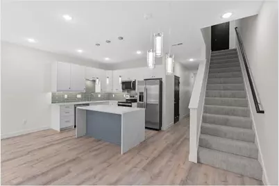 425 W 8th Street #20, New Richmond, WI 54017 - Photo 3