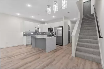 425 W 8th Street #22, New Richmond, WI 54017 - Photo 3