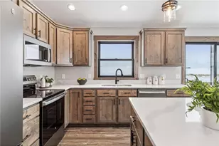 485 Coyote Way, New Richmond, WI 54017 - Photo 3