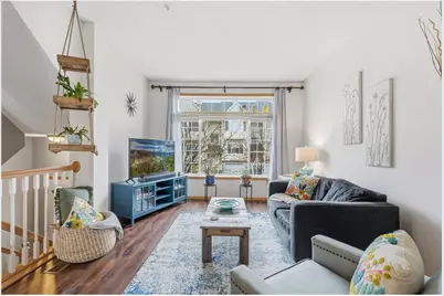 8904 Brunswick Path #2104, Inver Grove Heights, MN 55076 - Photo 3