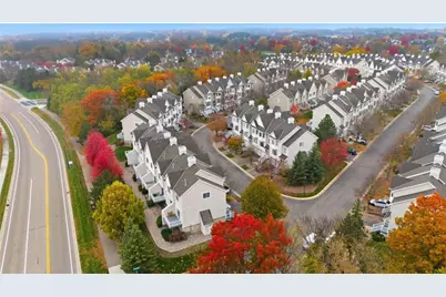 8904 Brunswick Path #2104, Inver Grove Heights, MN 55076 - Photo 1