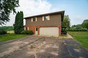 518 E Chippewa St, Cadott,  54727 - Photo 35