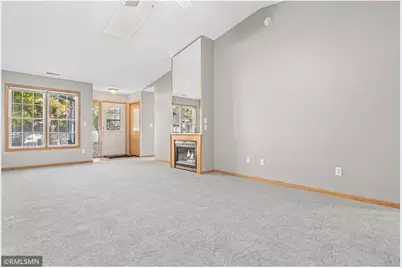 14812 58th Street #5D, Oak Park Heights, MN 55082 - Photo 5