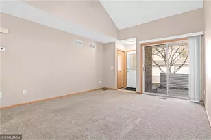 7813 Hemingway Ave, Cottage Grove, MN 55016 - Photo 5