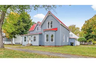 503 11th St, Menomonie, WI 54751 - Photo 3