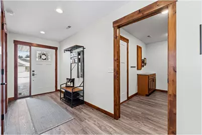 2866 Coventry Circle, River Falls, WI 54022 - Photo 9