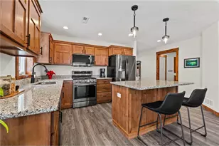 2866 Coventry Cir, River Falls, WI 54022 - Photo 13