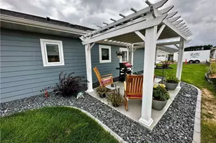 5522 Cottage Ln, Eau Claire, WI 54701 - Photo 7