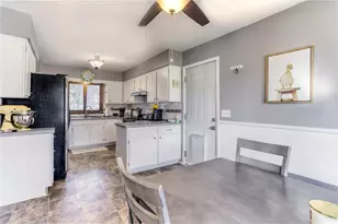 1355 Sycamore St, River Falls, WI 54022 - Photo 9