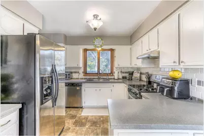 1355 Sycamore Street, River Falls, WI 54022 - Photo 7