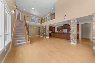 214 Madison Cir, Hudson, WI 54016 - Photo 9