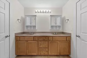 214 Madison Cir, Hudson, WI 54016 - Photo 21