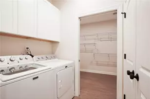 615 Field Point St, Roberts, WI 54023 - Photo 27