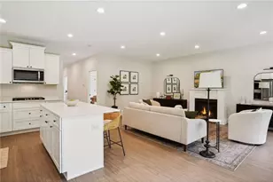 615 Field Point St, Roberts, WI 54023 - Photo 11