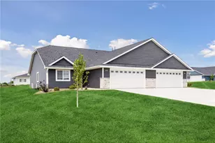 613 Field Point St, Roberts, WI 54023 - Photo 3