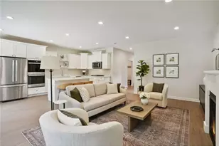 613 Field Point St, Roberts, WI 54023 - Photo 21