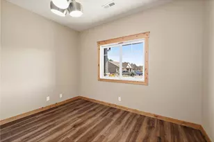 1093 Legend Ln, River Falls, WI 54022 - Photo 19