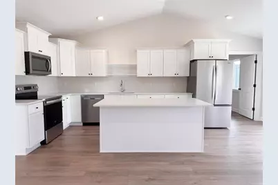 617 Field Point Street, Roberts, WI 54023 - Photo 3