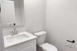 617 Field Point St, Roberts, WI 54023 - Photo 9