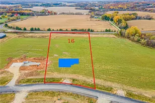 390 Candy Ln, Kinnickinnic Township, WI 54022 - Photo 3
