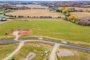 390 Candy Ln, River Falls, WI 54022 - Photo 5