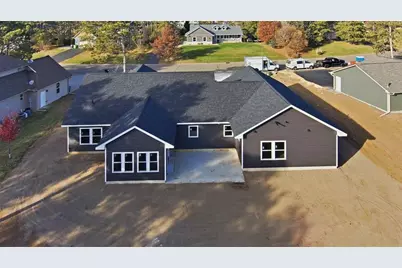 1422 Creekwood Drive, New Richmond, WI 54017 - Photo 21