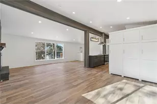 1029 Sommers St, Hudson, WI 54016 - Photo 9