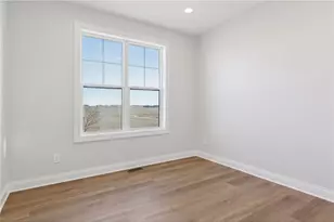 610 Field Point St, Roberts, WI 54023 - Photo 33