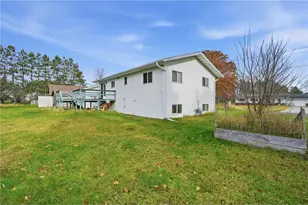 816 E 9th St, Ladysmith, WI 54848 - Photo 27