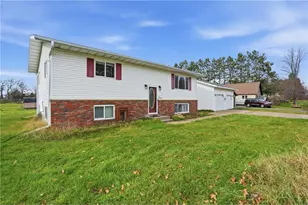 816 E 9th St, Ladysmith, WI 54848 - Photo 3