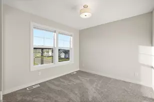 2990 Coventry Cir, River Falls, WI 54022 - Photo 31