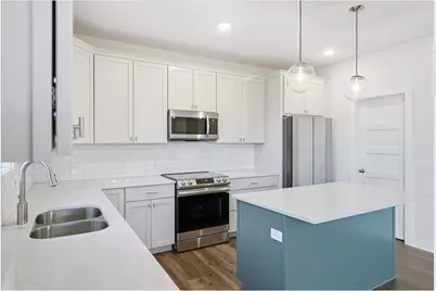 2990 Coventry Circle, River Falls, WI 54022 - Photo 11