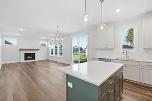 2990 Coventry Cir, River Falls, WI 54022 - Photo 11