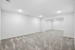 2990 Coventry Cir, River Falls, WI 54022 - Photo 37