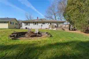 305 S Clark St, Thorp, WI 54771 - Photo 3