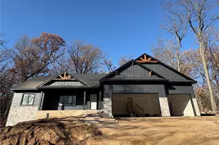 1434 E Oaks Trail, Saint Joseph, WI 54082 - Photo 1