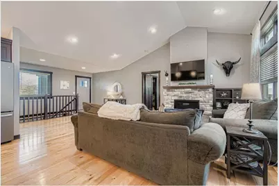 1517 Squirrel Way, New Richmond, WI 54017 - Photo 7