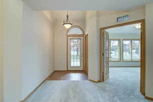 91 Deerwood Ct, Hudson, WI 54016 - Photo 7