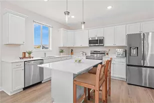 1319 Violet St, New Richmond, WI 54017 - Photo 13