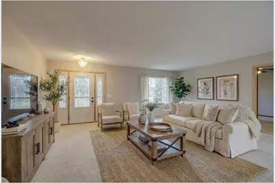 1019 100th Avenue, Roberts, WI 54023 - Photo 9