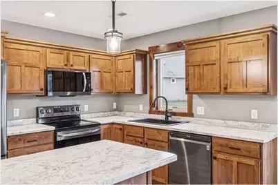 2870 Coventry Circle, River Falls, WI 54022 - Photo 5