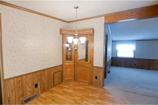 1412 Birchwood Ln, Eau Claire, WI 54703 - Photo 15