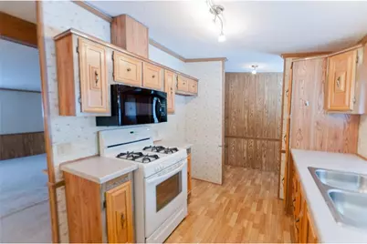 1412 Birchwood Lane, Eau Claire, WI 54703 - Photo 13