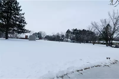 1412 Birchwood Lane, Eau Claire, WI 54703 - Photo 7