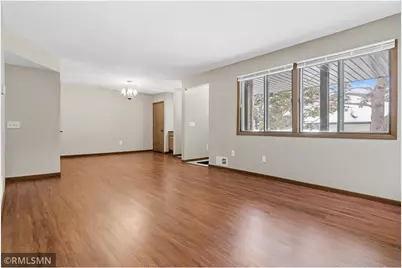 2451 Wimbledon Bay, Woodbury, MN 55125 - Photo 7