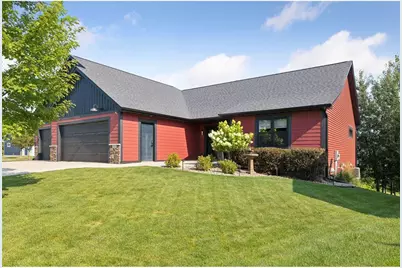 203 Vista Circle, River Falls, WI 54022 - Photo 3