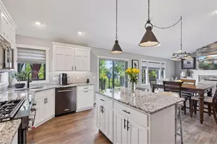 203 Vista Cir, River Falls, WI 54022 - Photo 9