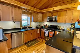 320 15th Ave, Menomonie, WI 54751 - Photo 5